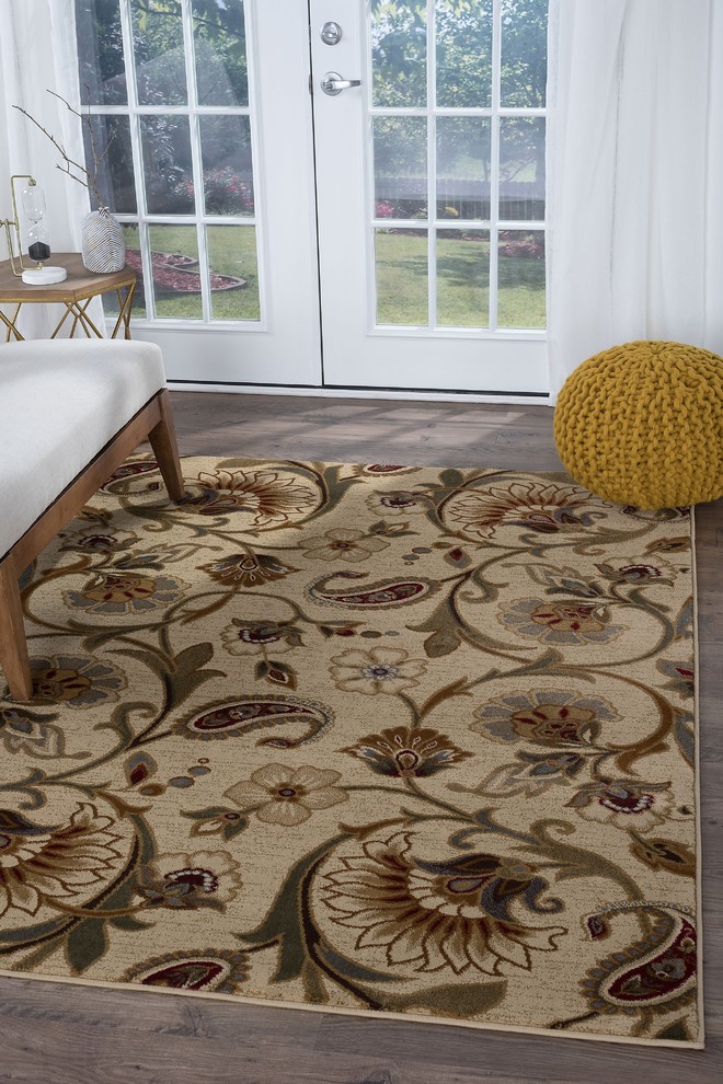 Fairfield Transitional Floral Beige Scatter Mat Rug, 2' x 3'