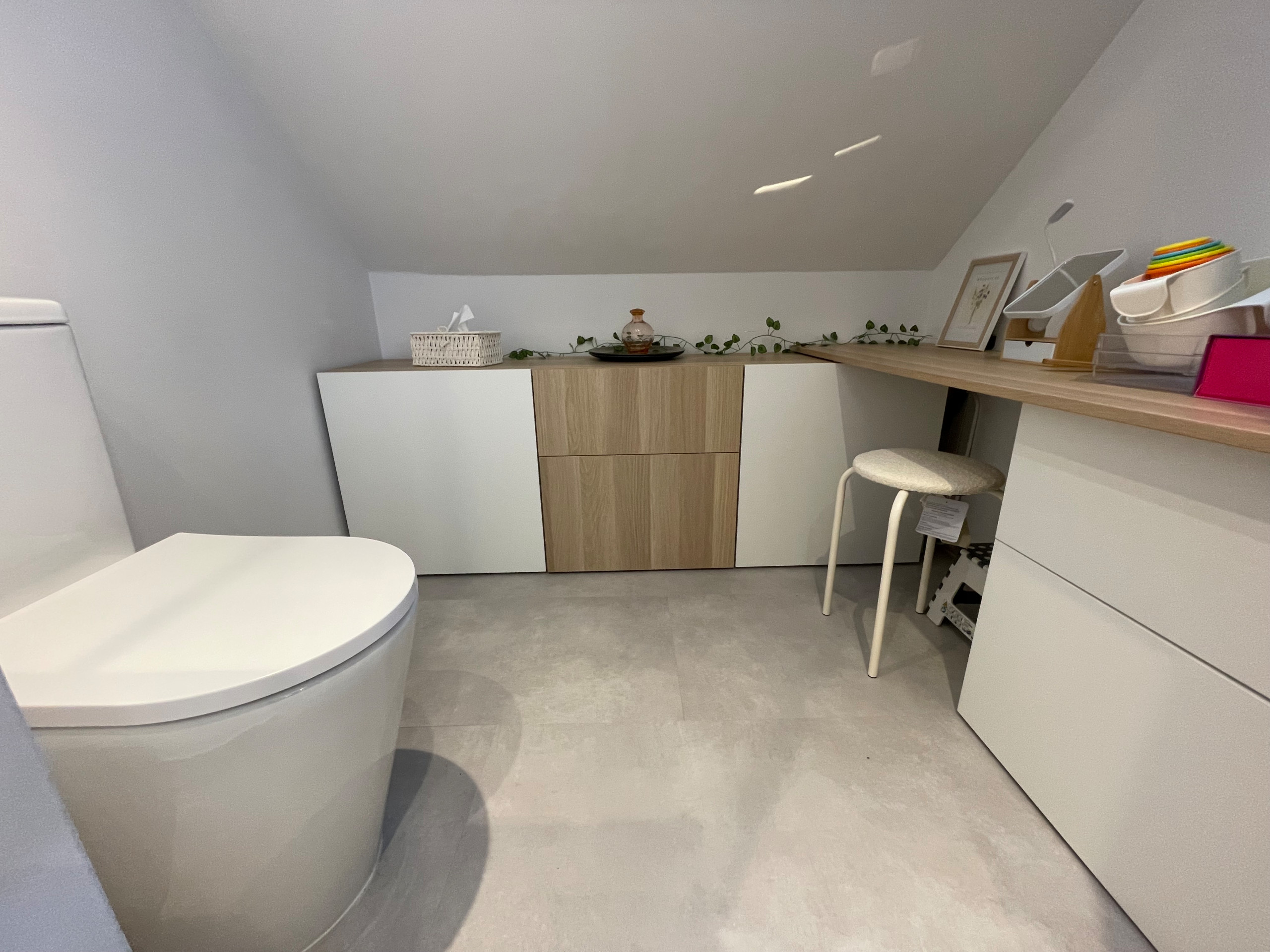 SALLE DE BAIN FAMILIALE: BAIN & DOUCHE et WC attenant