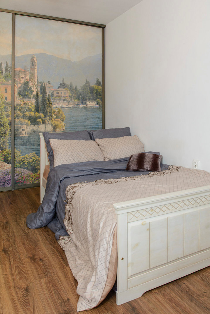 Шкаф с фреской