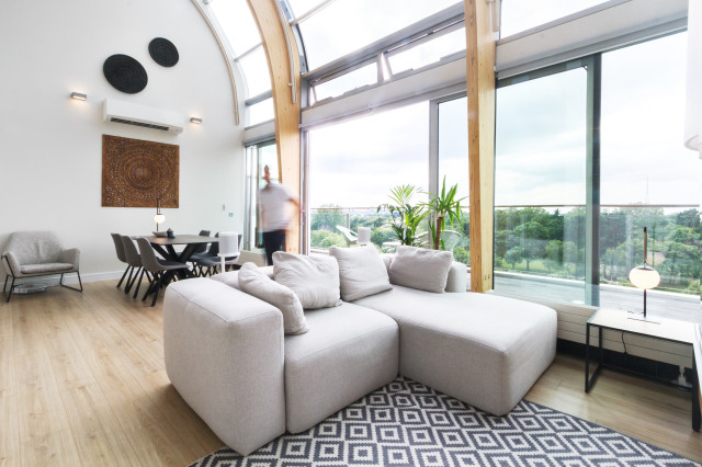 View of Houzz Tour: A Lofty Penthouse Apartment With a Simple Scandi Vibe ...