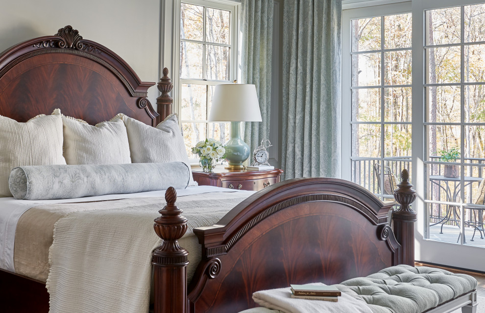 Inspiration for a classic bedroom in Raleigh.