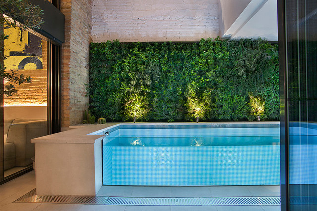 Villa Margarit contemporaneo-piscina