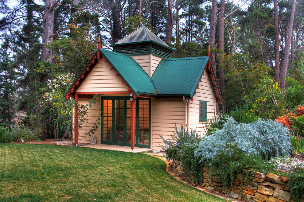 Design ideas for a traditional detached shed and granny flat in Adelaide.