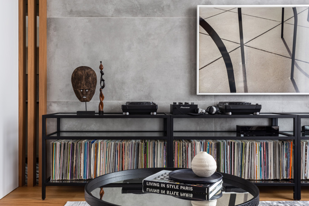 LightТверская