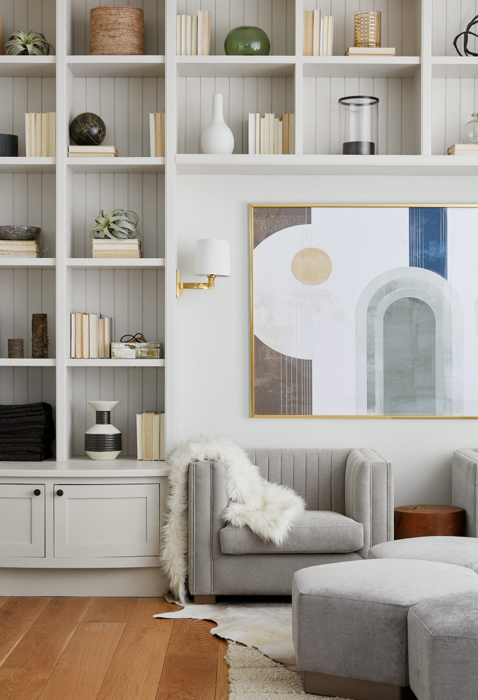 Lakehouse Lux - Inspiration for a coastal living room remodel in Chicago