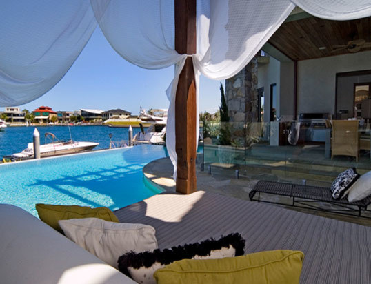 Custom Homes contemporary-pools-and-hot-tubs