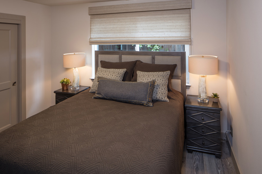 Design ideas for a small transitional guest bedroom in San Luis Obispo with beige walls, porcelain floors and grey floor.