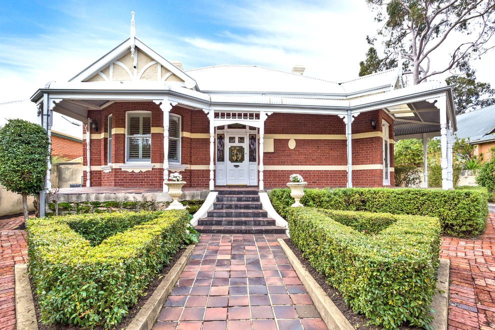 Design ideas for a victorian exterior in Perth.