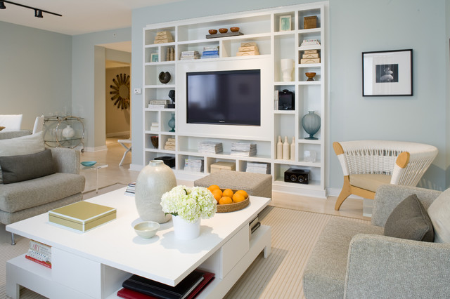 Transitional Living Room nyklassisk-vardagsrum