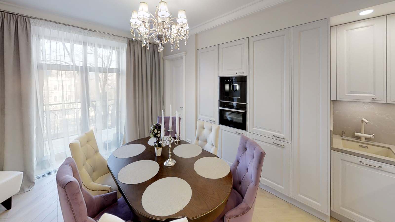 Квартира 100 кв.м. в здании сталинского конструктивизма.