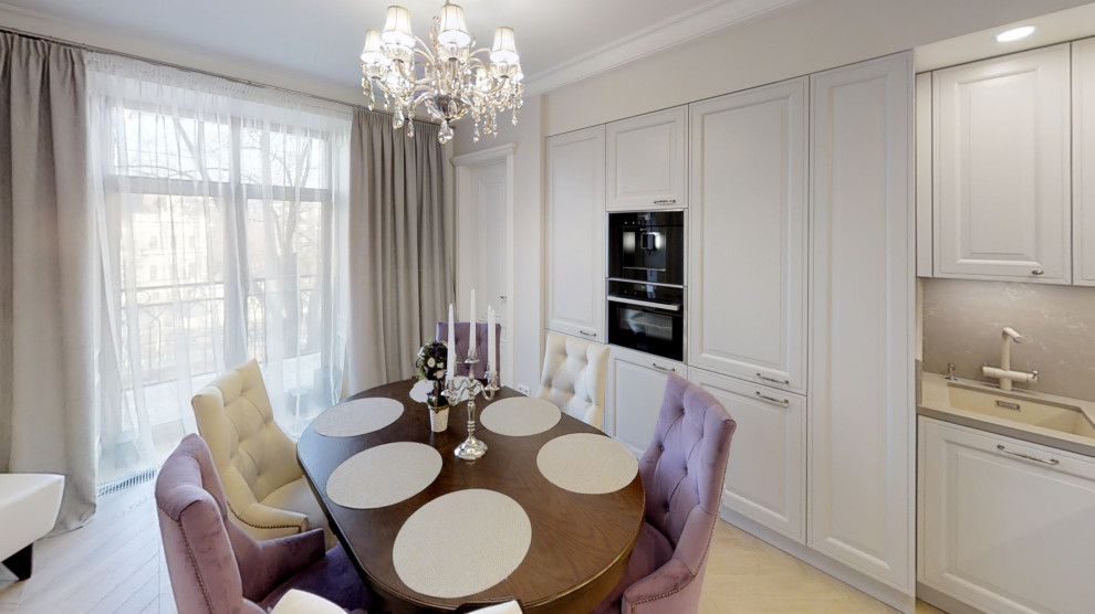 Квартира 100 кв.м. в здании сталинского конструктивизма.