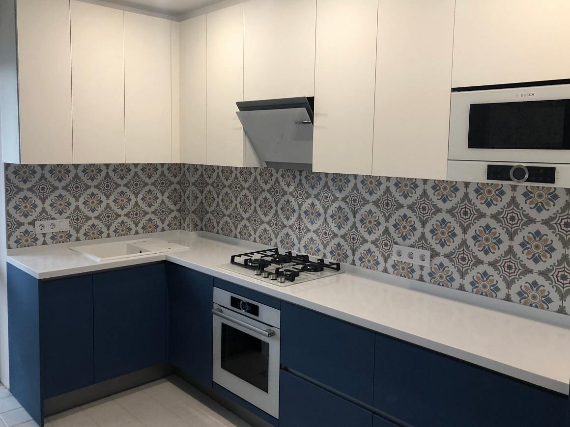 Кухня в современном стиле