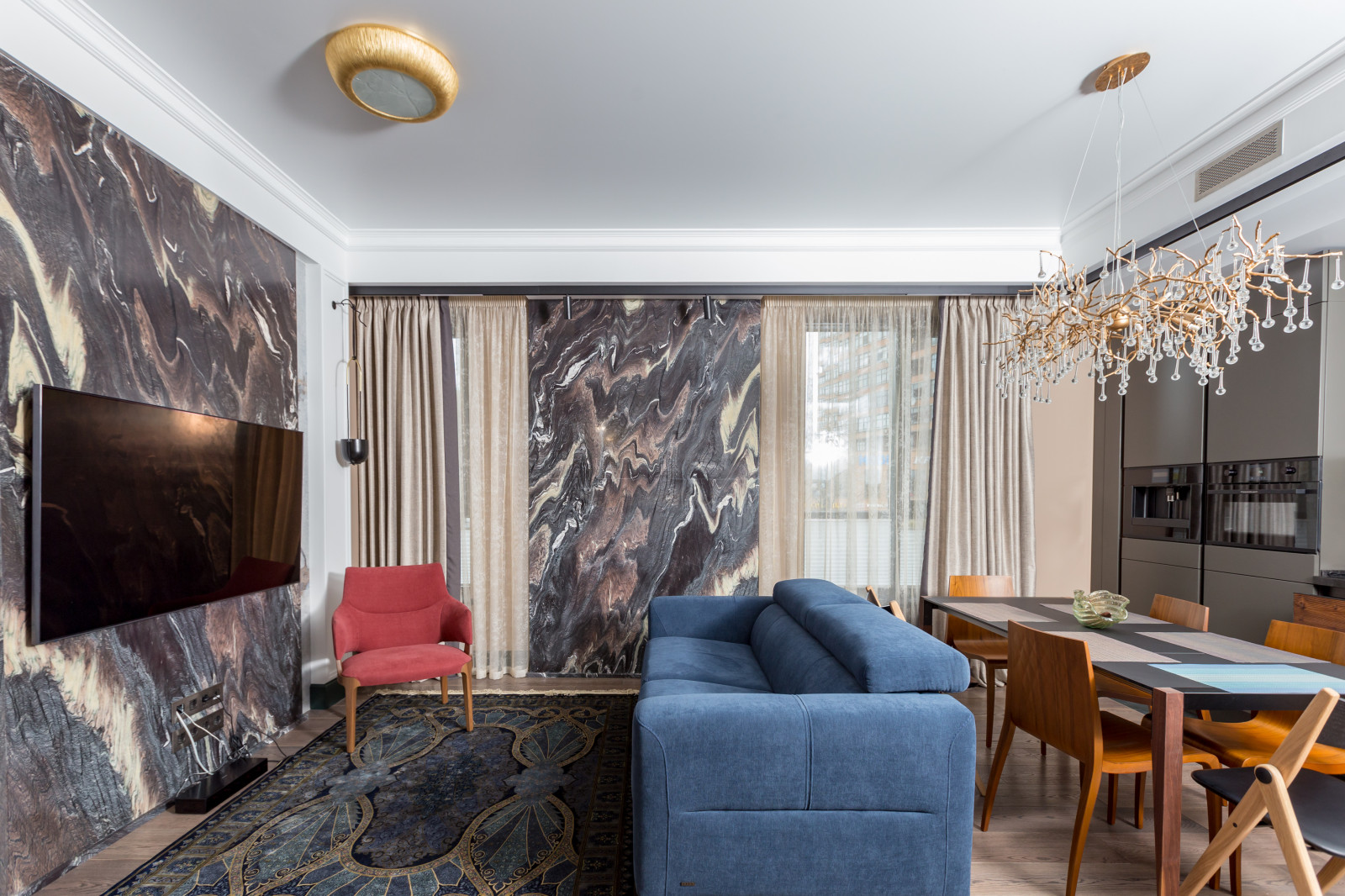 Квартира в Москве, современный стиль с элементами шика