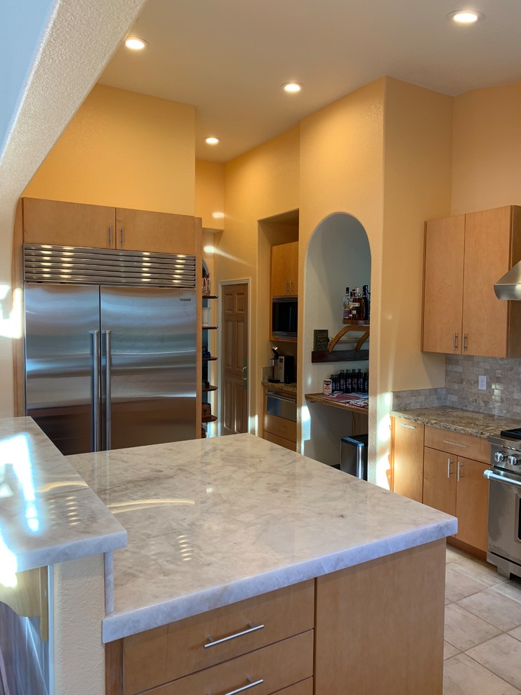 Kitchen - modern kitchen idea