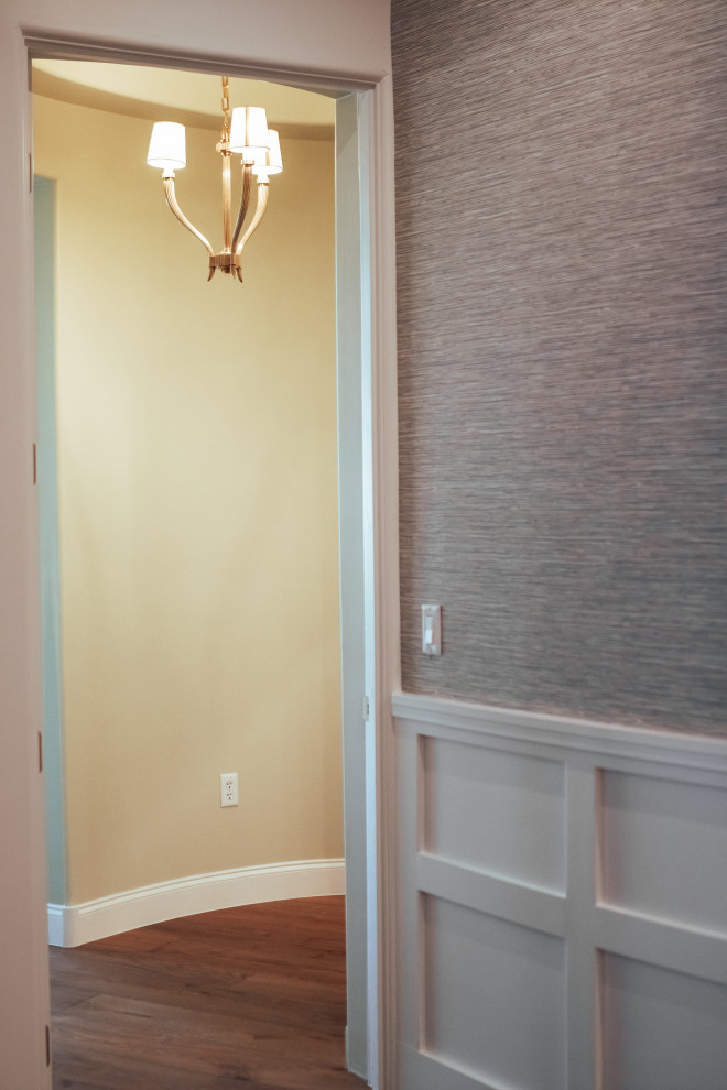 Home design - transitional home design idea in Phoenix