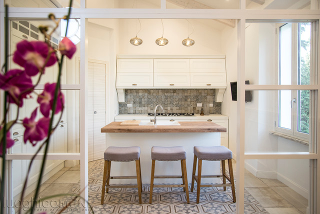 A taste of luxury shabby-chic-style-kitchen