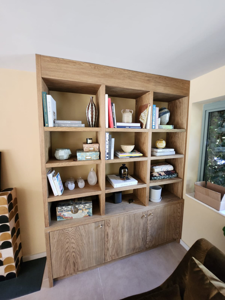 Contemporary oak display