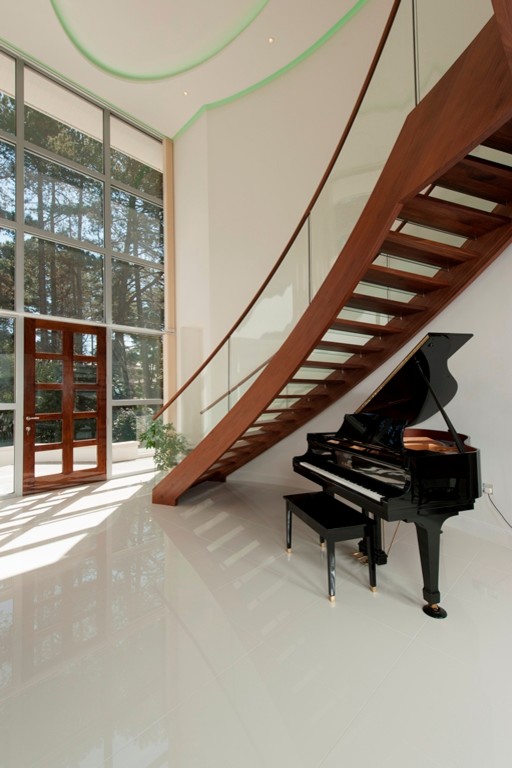 This is an example of a contemporary staircase in Surrey.
