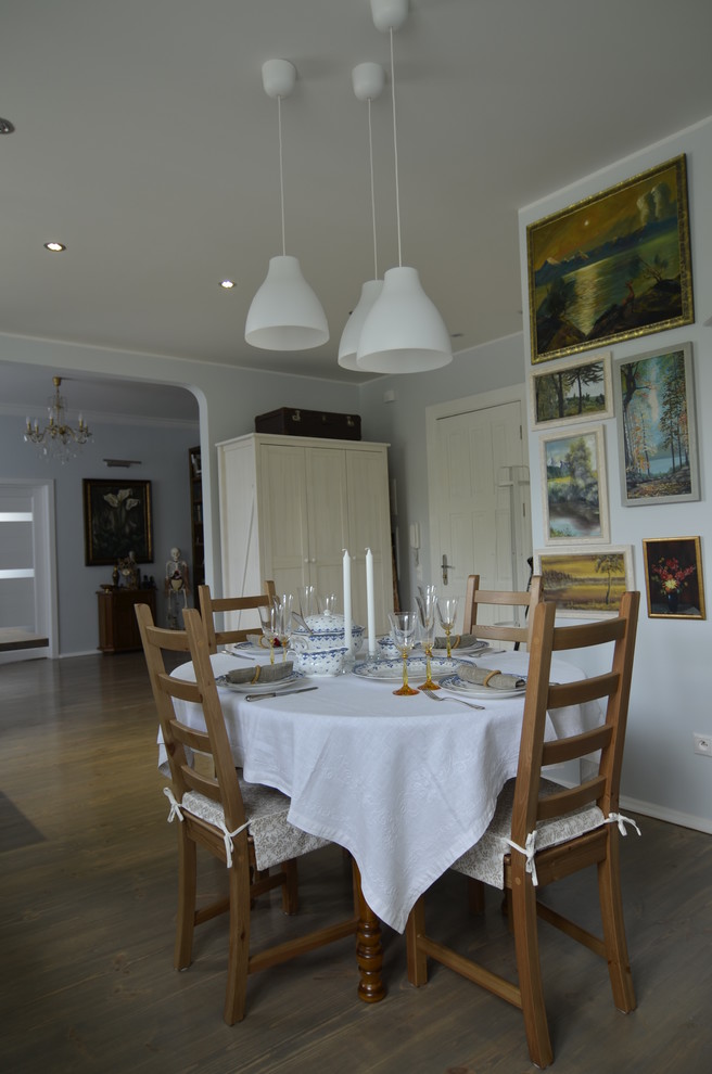 Inspiration for a scandinavian dining room in Other.