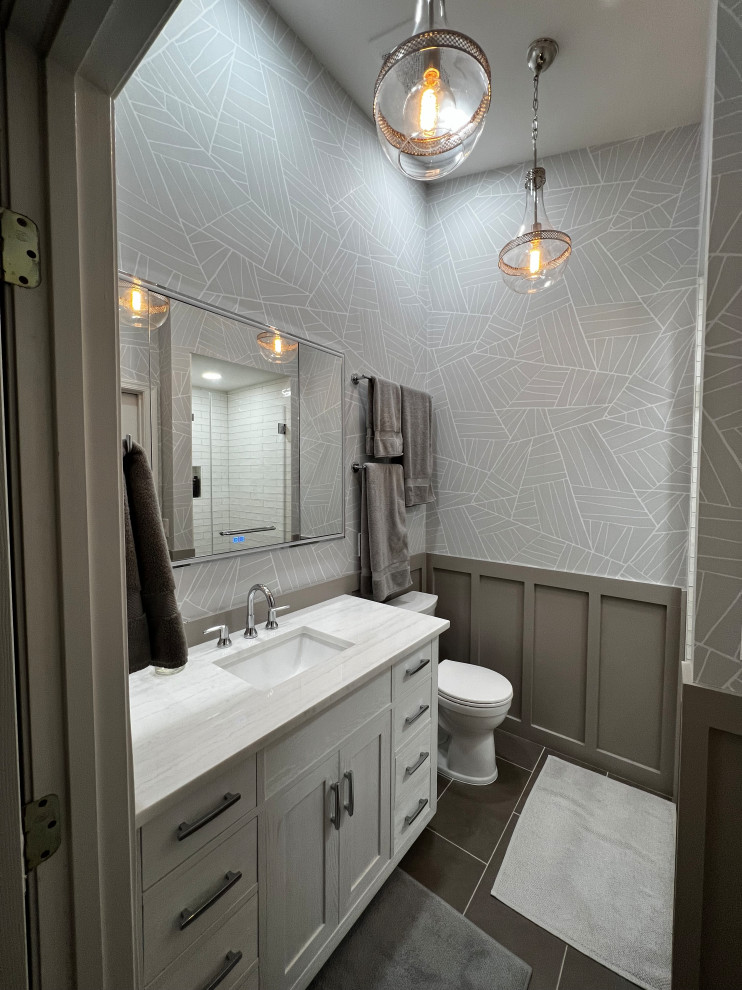 Inspiration for a transitional home design remodel in Richmond