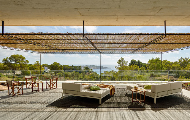 Toldos y pérgolas: Disfruta de una buena sombra al aire libre