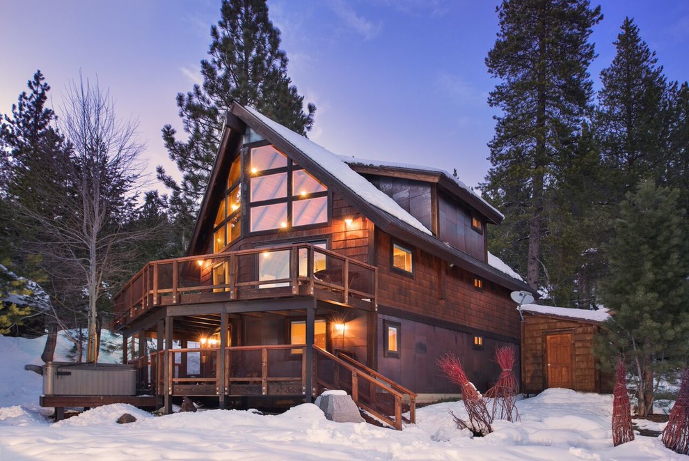 Mid-sized rustic brown three-story mixed siding gable roof idea in San Francisco with a shingle roof
