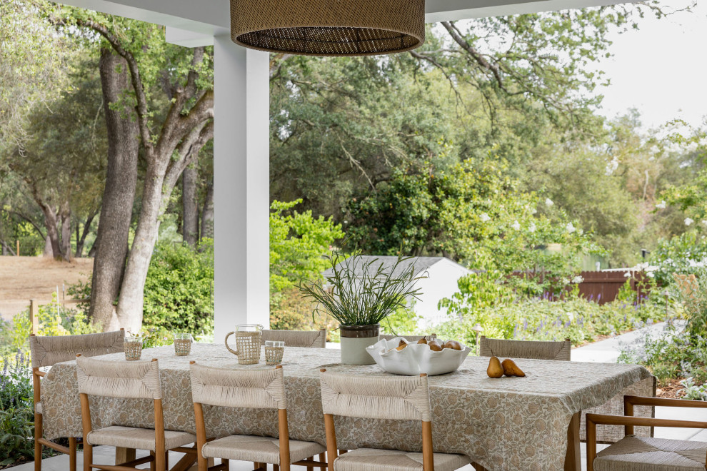 Patio - traditional patio idea in Sacramento