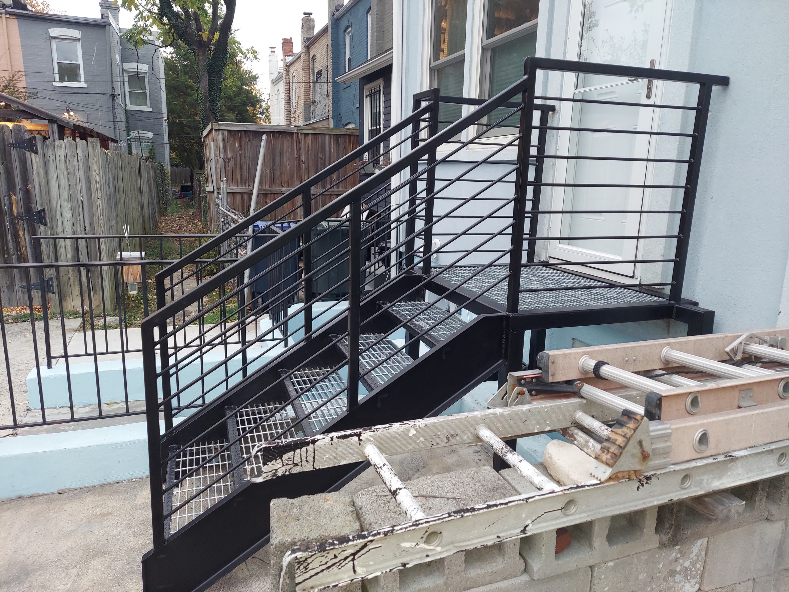 Replacing wooden stairs for steel