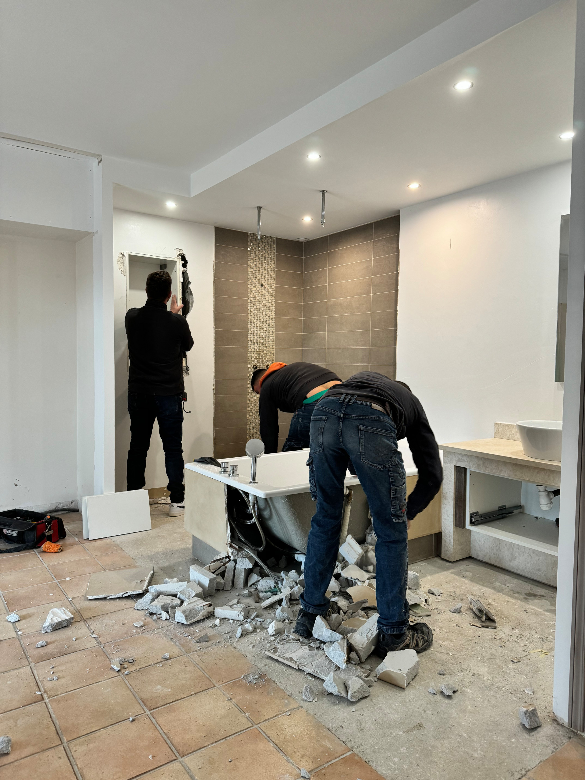 Création d'une Salle de Douche dans une chambre parentale
