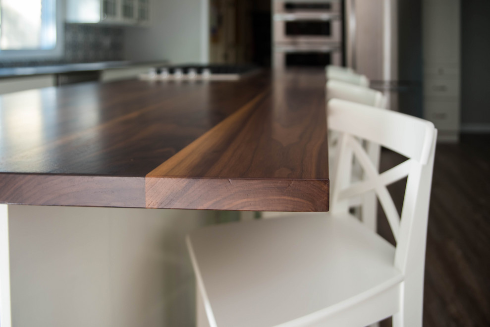 Home design - transitional home design idea in Indianapolis