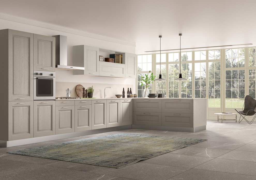 Kitchen - transitional kitchen idea in Toronto