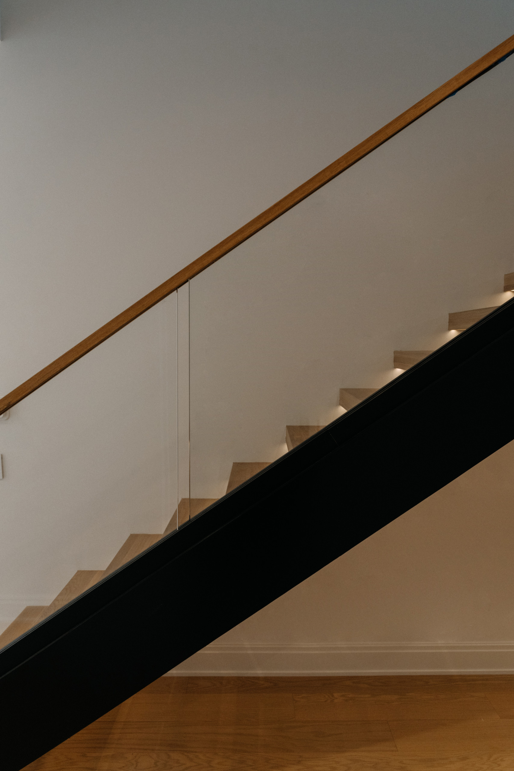 Floating stair