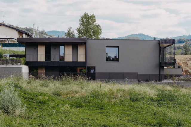 LA DUO contemporary-house-exterior