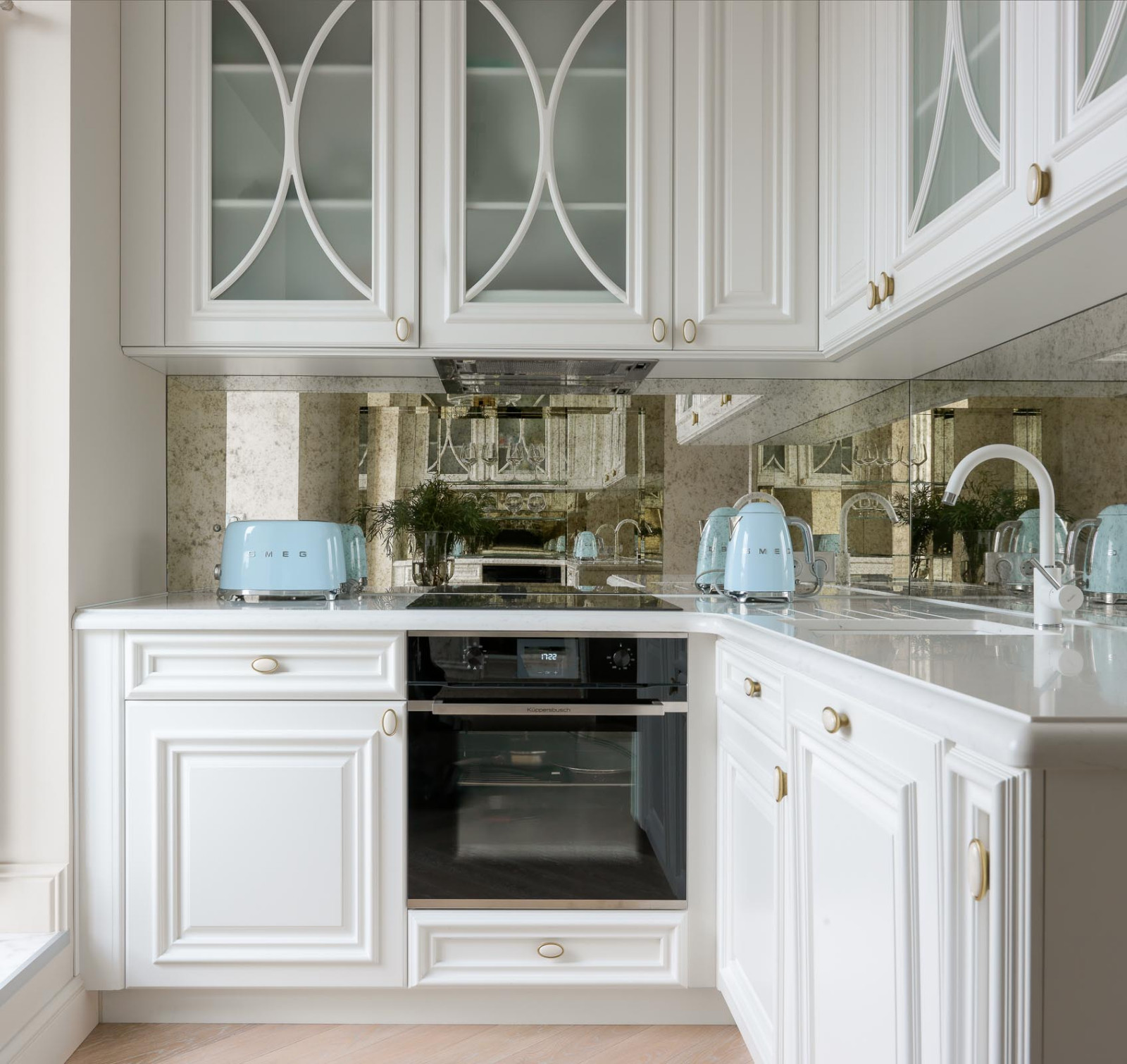 Уголок Франции в центре Москвы