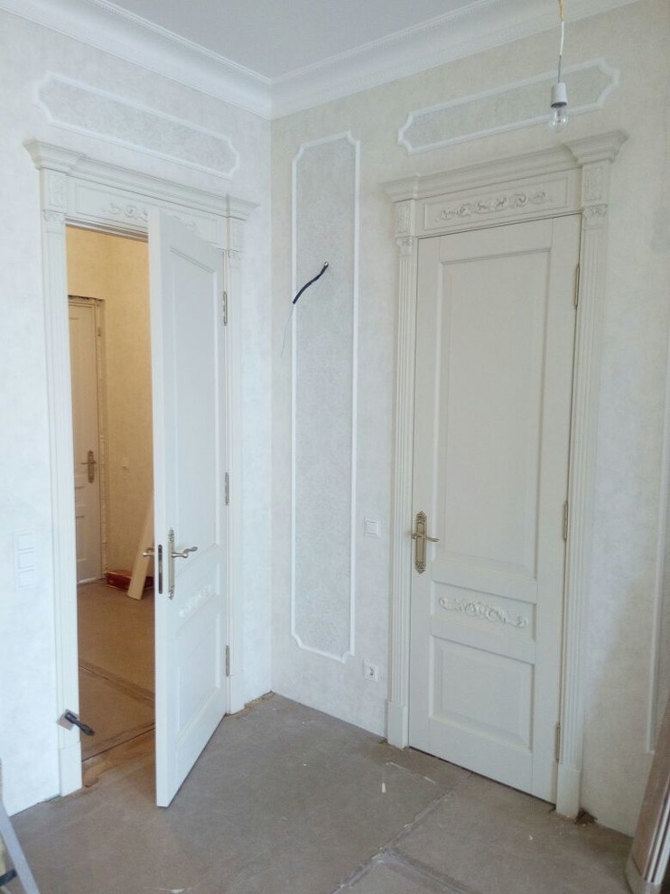 белые классические двери