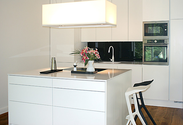 K&uuml;che contemporary-kitchen