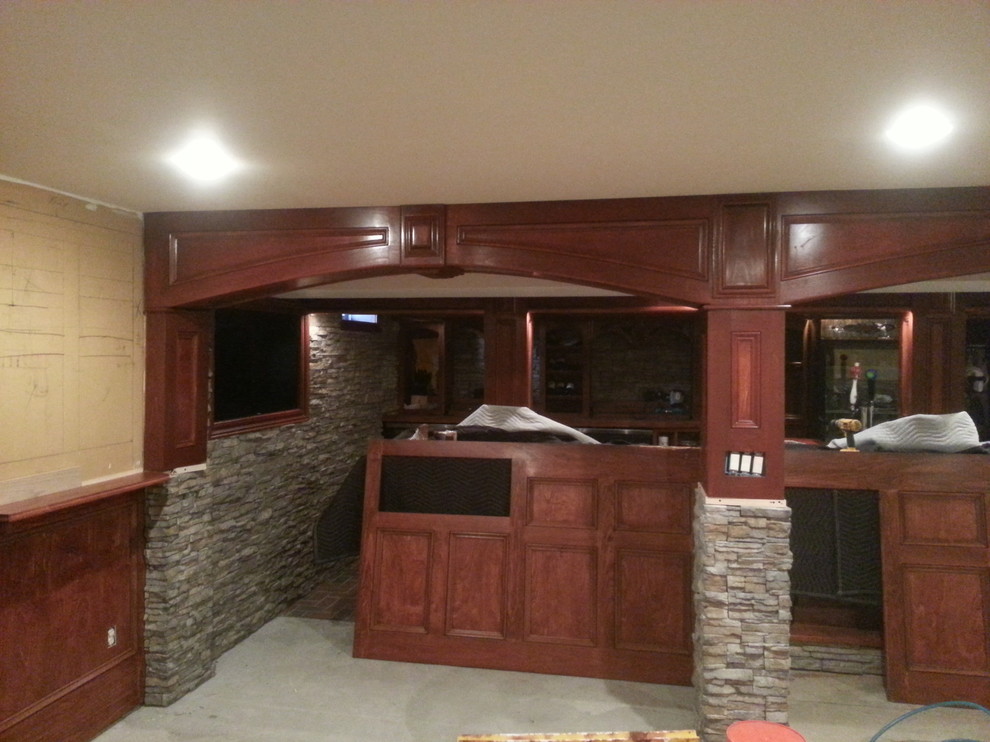 Inspiration for a timeless basement remodel in Wilmington