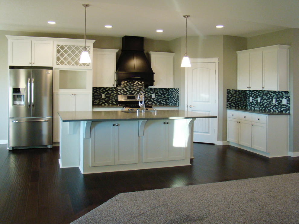 Inspiration for a transitional kitchen remodel in Seattle