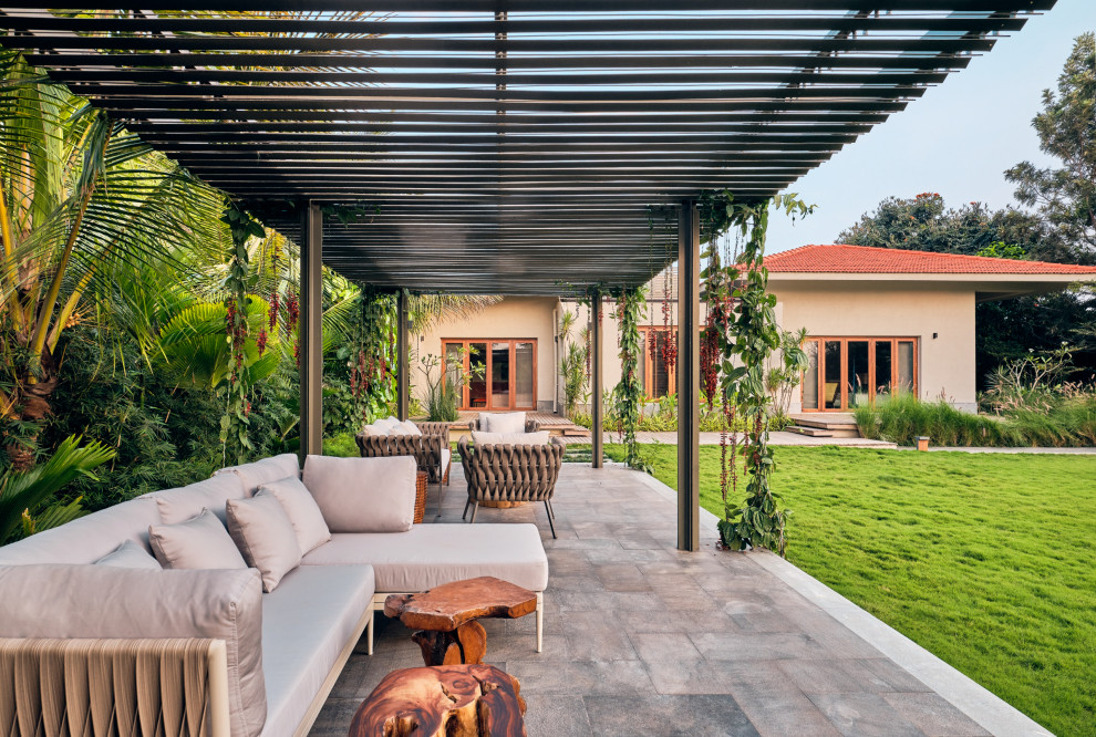 Photo of a tropical home design in Bengaluru.