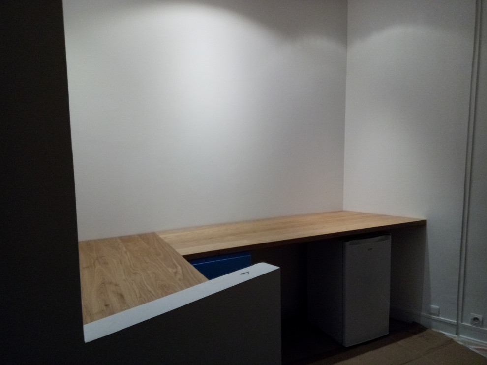 Rénovation studio 25m2 à Paris, travaux en cours.