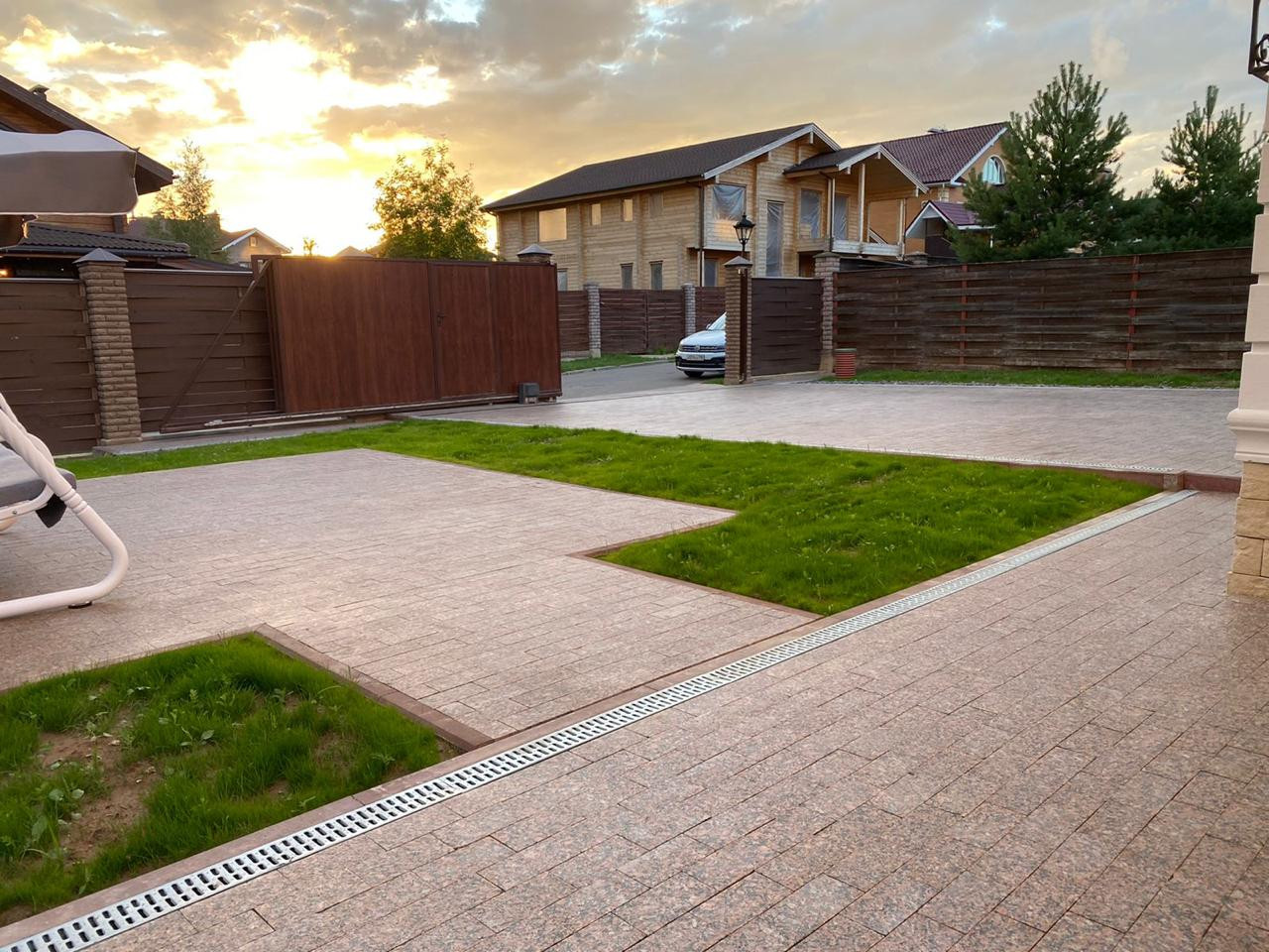 Мощение придомовой территории