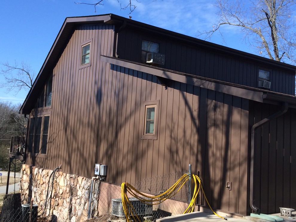 Board &amp; Batten Seamless Steel Rustic Exterior St