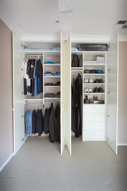 Which is perfect for your home Sliding Wardrobe vs. Hinged Wardrobe