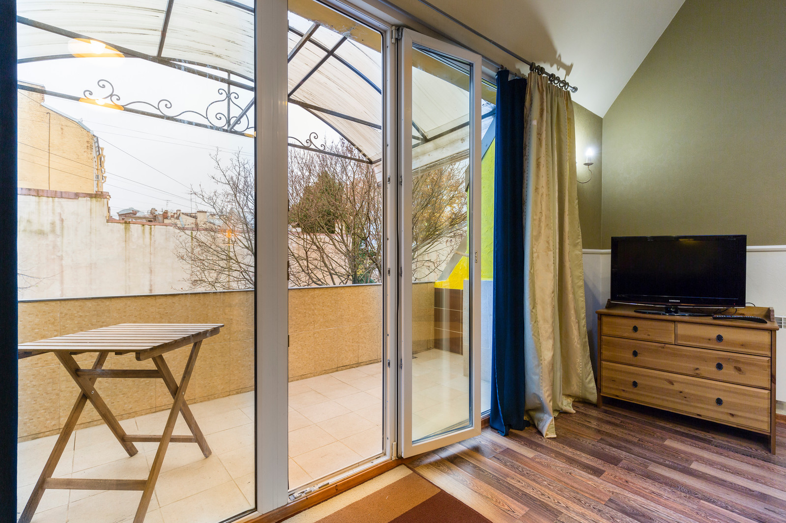 Квартира  на Караванной