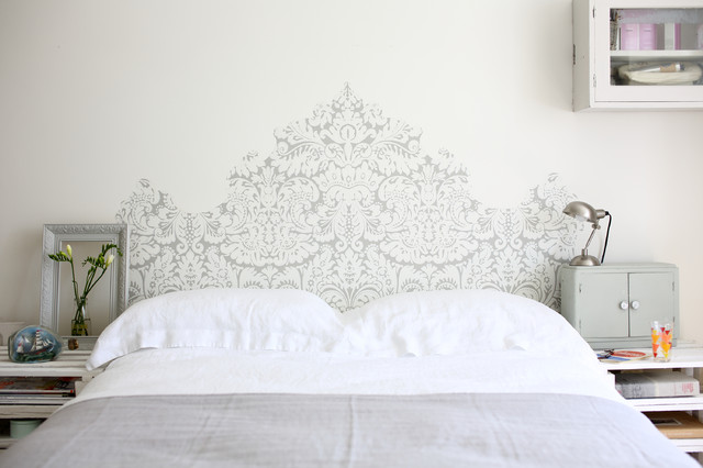 Dormitorios con papel pintado en todos los estilos: 15 propuestas