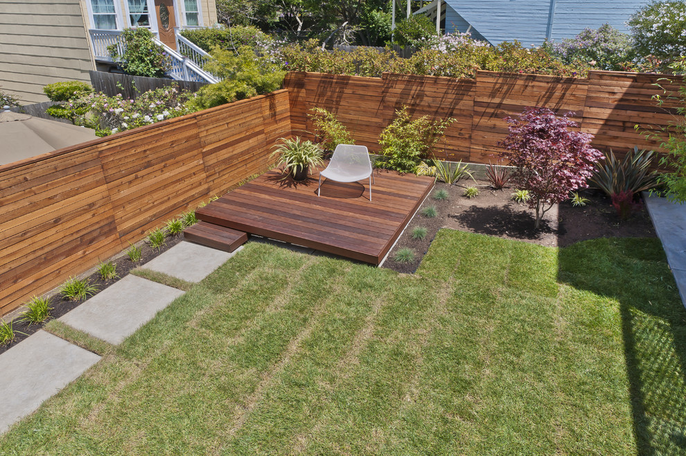 Traditional deck in San Francisco.