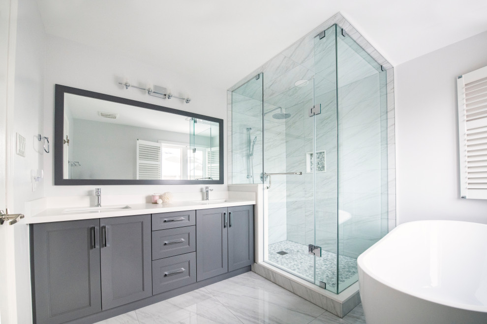 Bathroom - transitional bathroom idea in Toronto
