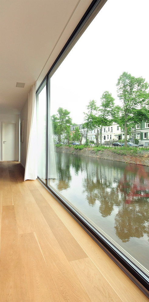 Example of a minimalist home design design in Hamburg