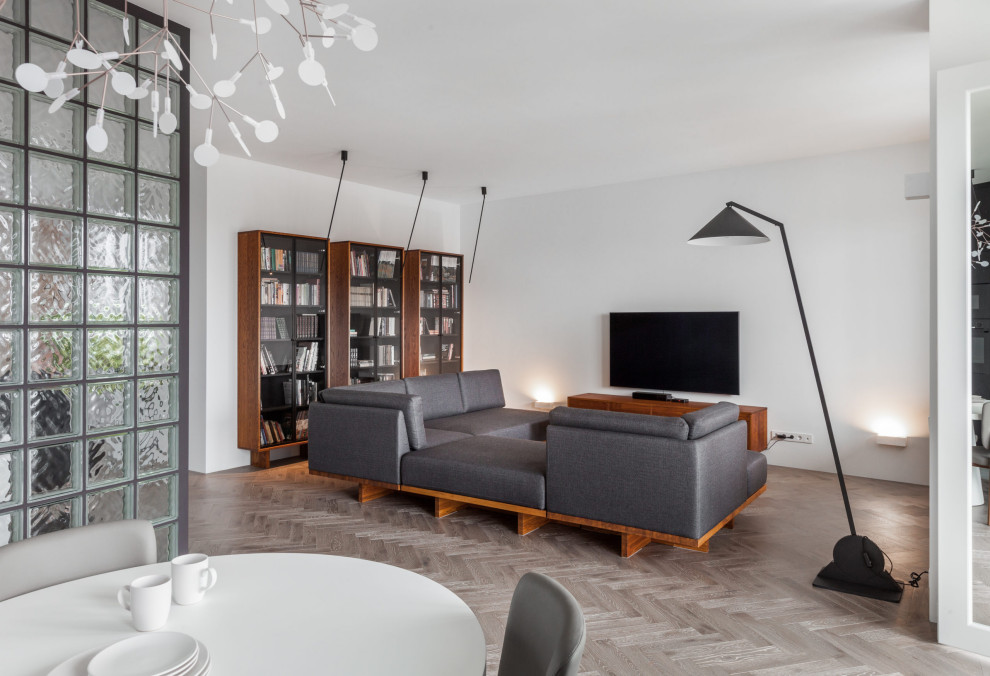 PRS Apartment. Монохромный интерьер «с лестницей в небо»