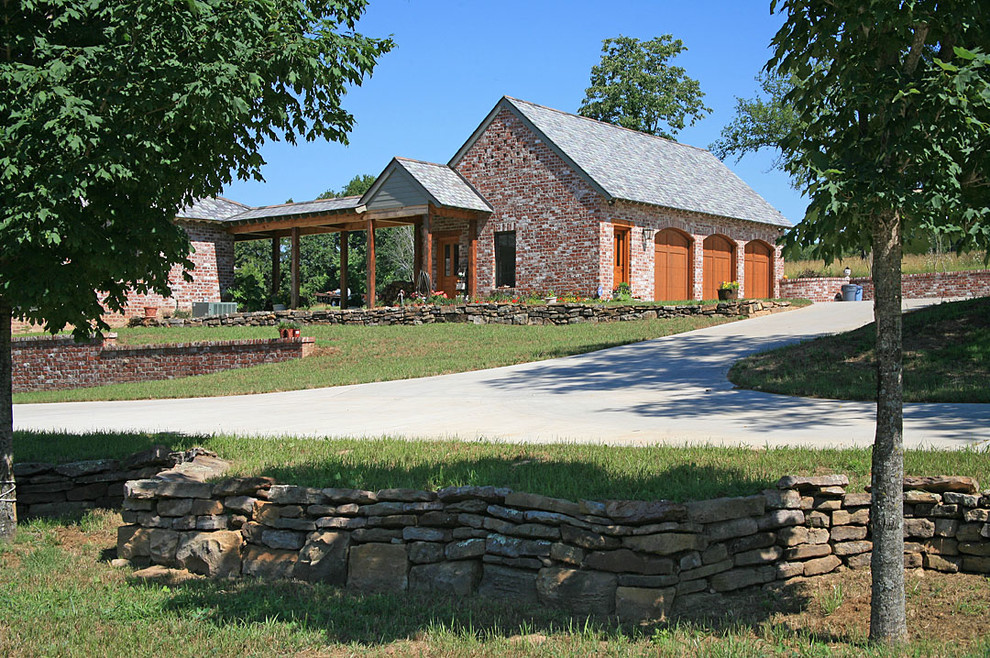 Plantation Style Fayetteville Traditional Garage Little Rock by